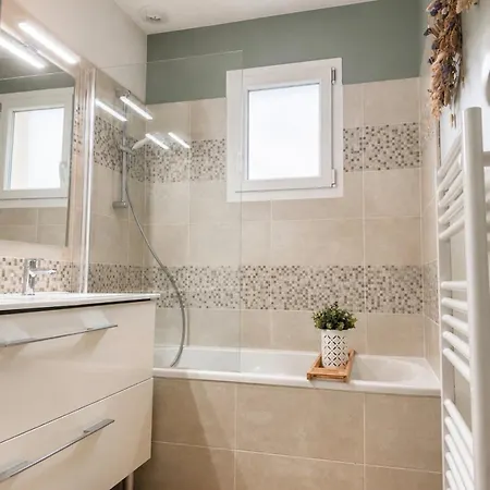 With Jacuzzi In Bassin D'arcachon, 15 Min From Pilat